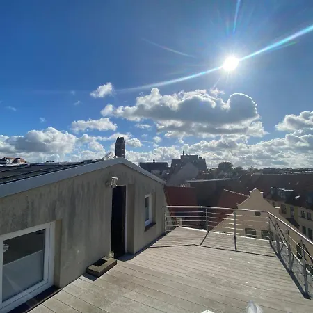 Igel Sjoeborre Apartment *