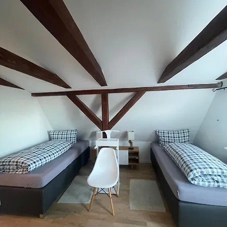 Igel Sjoeborre 公寓 *